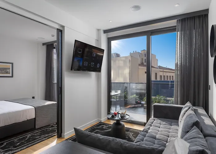 Ξενοδοχείο No 15 Ermou 5*